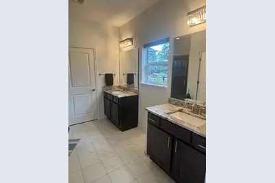 2921  Seven Oaks Ct, Racine, WI 53139 - Photo 19