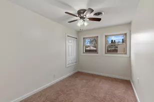 6419 W Verona Ct, Milwaukee, WI 53219 - Photo 9