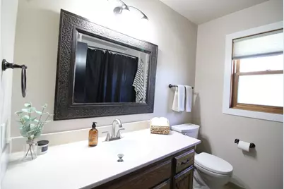 N77W15854  Crossway Dr, Menomonee Falls, WI 53051 - Photo 39