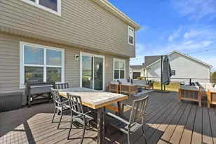 N62W21744 Masters Dr, Menomonee Falls, WI 53051 - Photo 49