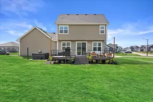 N62W21744 Masters Dr, Menomonee Falls, WI 53051 - Photo 53