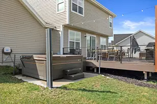 N62W21744 Masters Dr, Menomonee Falls, WI 53051 - Photo 51