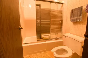 2470 W Good Hope Rd, Glendale, WI 53209 - Photo 9