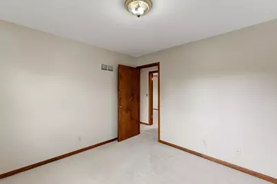 W153N9830  Neptune Dr, Germantown, WI 53022 - Photo 47