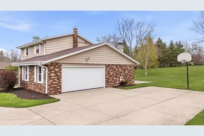 W153N9830  Neptune Dr, Germantown, WI 53022 - Photo 23