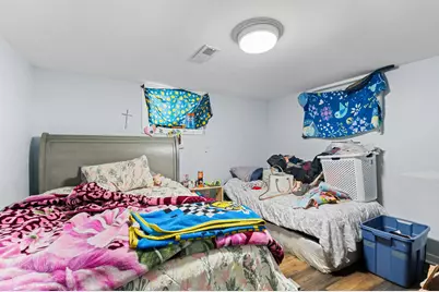 2402 S 20th St, Milwaukee, WI 53215 - Photo 23