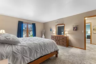 1905 Cliff Alex Ct, Waukesha, WI 53189 - Photo 19