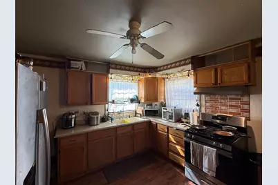 4901 N 65th St, Milwaukee, WI 53218 - Photo 9