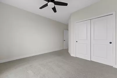 8971  Creekside Cir, Pleasant Prairie, WI 53158 - Photo 23