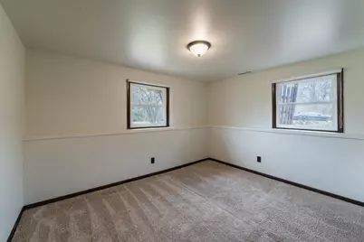 N97W15790  Burr Oak Rd, Germantown, WI 53022 - Photo 19