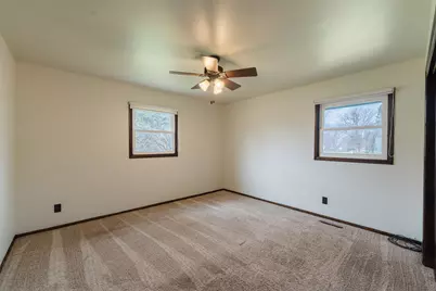 N97W15790  Burr Oak Rd, Germantown, WI 53022 - Photo 9