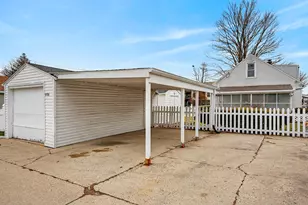 6726 W Silver Spring Dr, Milwaukee, WI 53218 - Photo 45