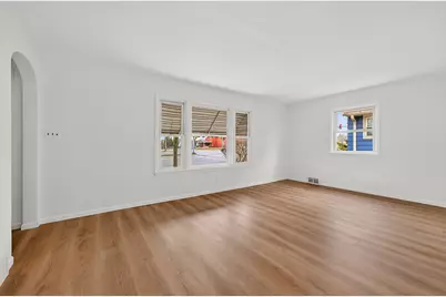 6726 W Silver Spring Dr, Milwaukee, WI 53218 - Photo 3