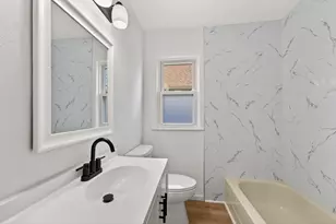 6726 W Silver Spring Dr, Milwaukee, WI 53218 - Photo 23