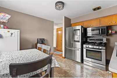 6239 S Kirkwood Ave, Cudahy, WI 53110 - Photo 3