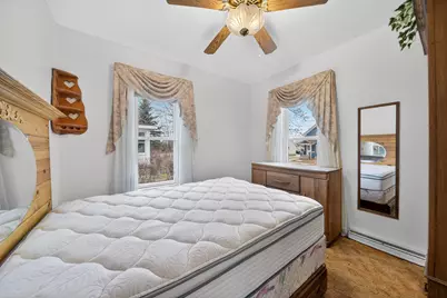 620  N 5th St, Manitowoc, WI 54220 - Photo 9