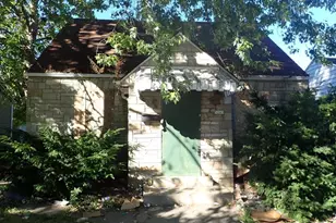 5249 N Teutonia Ave, Milwaukee, WI 53209 - Photo 1