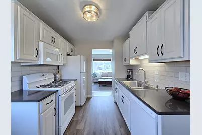 3528 N 92nd St, Milwaukee, WI 53222 - Photo 5