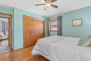 9714 W Arthur Ave, West Allis, WI 53227 - Photo 17