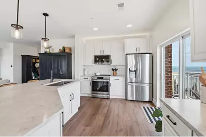 3930 S Lake Dr #408, Saint Francis, WI 53235 - Photo 9