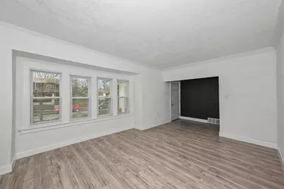 2702 N 38th St, Milwaukee, WI 53210 - Photo 7