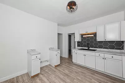 2702 N 38th St, Milwaukee, WI 53210 - Photo 11