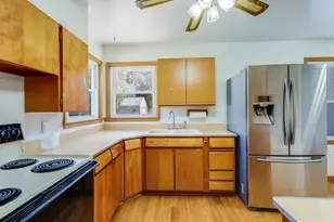 1522 Menasha Ave, Manitowoc, WI 54220 - Photo 9