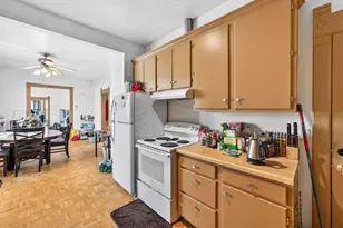 2330 N Palmer St, Milwaukee, WI 53212 - Photo 9