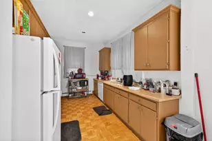 2330 N Palmer St, Milwaukee, WI 53212 - Photo 11