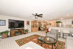 2237 Landings Ln, Delavan, WI 53115 - Photo 5