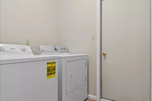 1572 Falcon Dr, Hartford, WI 53027 - Photo 15