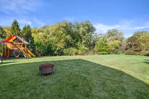 5740 Woodland Hills Dr, Racine, WI 53406 - Photo 73