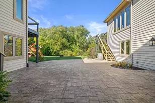 5740 Woodland Hills Dr, Racine, WI 53406 - Photo 37