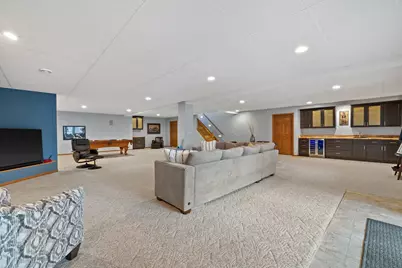 5740  Woodland Hills Dr, Racine, WI 53406 - Photo 43