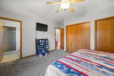 5740  Woodland Hills Dr, Racine, WI 53406 - Photo 63