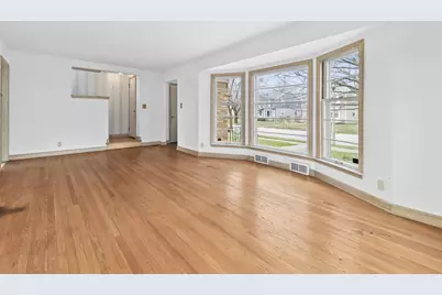 4332 N Sheffield Ave, Shorewood, WI 53211 - Photo 5