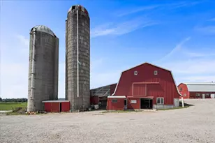 W1731 Kiel Rd, New Holstein, WI 53061 - Photo 3