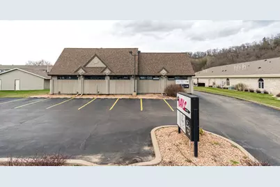 601  McHugh Rd #B, Holmen, WI 54636 - Photo 17