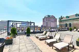 270 E Highland Ave, Milwaukee, WI 53202 - Photo 17