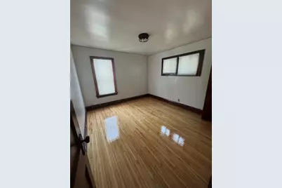 1425 W Burleigh St #1427, Milwaukee, WI 53206 - Photo 9