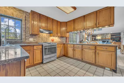 3429 N 7th St, Sheboygan, WI 53083 - Photo 7