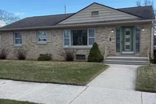 335 Geele Ave, Sheboygan, WI 53082 - Photo 1