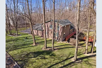 9225  400th Ave, Randall, WI 53128 - Photo 5