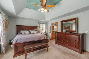 2947 S Gate Dr, Hartford, WI 53027 - Photo 15