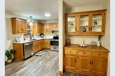 W168N10725  Juniper Dr, Germantown, WI 53022 - Photo 13