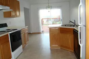 1441 E Buckwood Ct, Oak Creek, WI 53154 - Photo 7