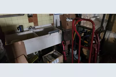 1938 W Lincoln Ave, Milwaukee, WI 53215 - Photo 25