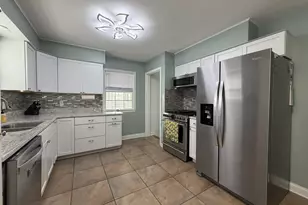 2540 Lincoln Rd, Kenosha, WI 53144 - Photo 15