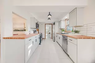 1532 N 124th St, Wauwatosa, WI 53226 - Photo 9