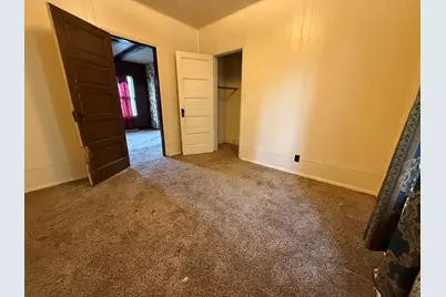 2619 W High St, Racine, WI 53404 - Photo 7